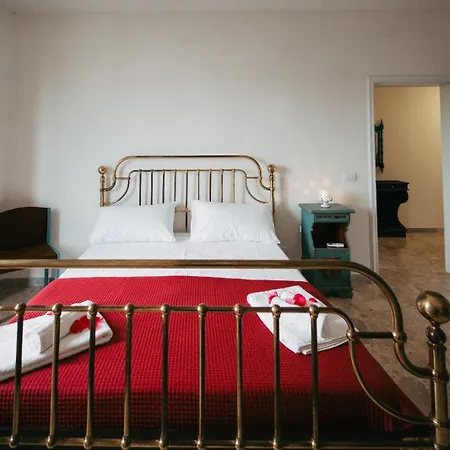 Casa V M 莱韦拉诺