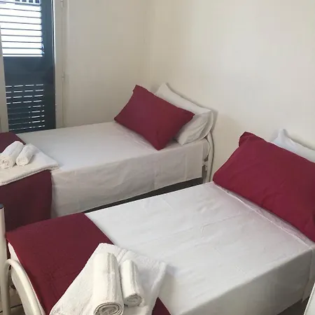 Casa V M 度假居 莱韦拉诺